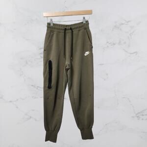 Nike Olive green Tech Fleece Jogger Small Pockets XS